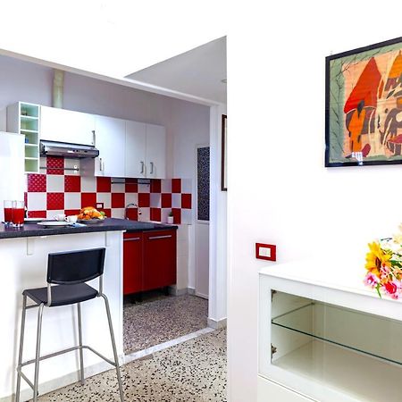 Hostly - Sant'Orsola Suite Apartment Róma Kültér fotó