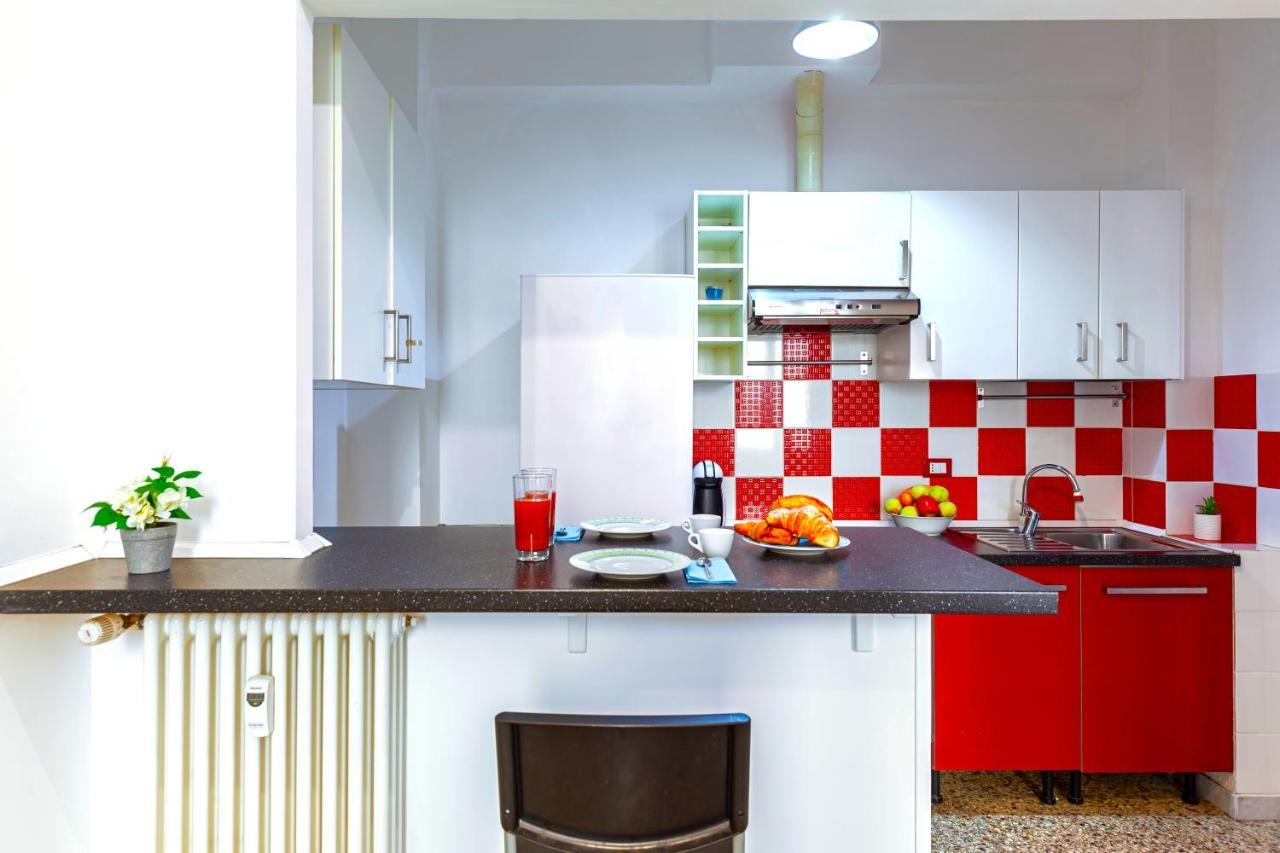 Hostly - Sant'Orsola Suite Apartment Róma Kültér fotó